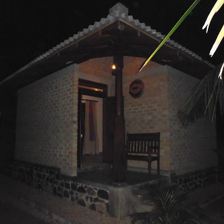 Lanrich Eco Villas Mirissa Esterno foto